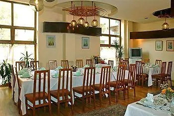 Irisa Hotel 4*