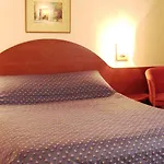 Irisa Hotel