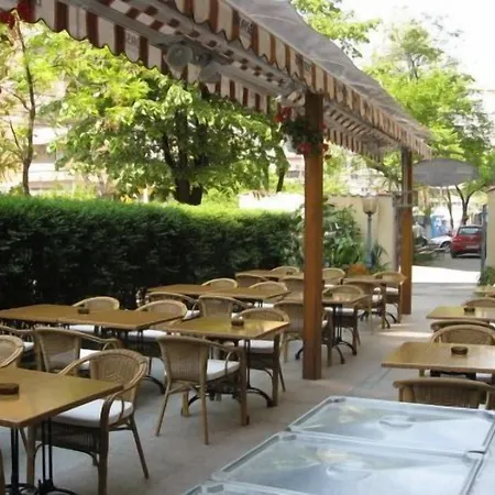 Irisa Hotel 4*