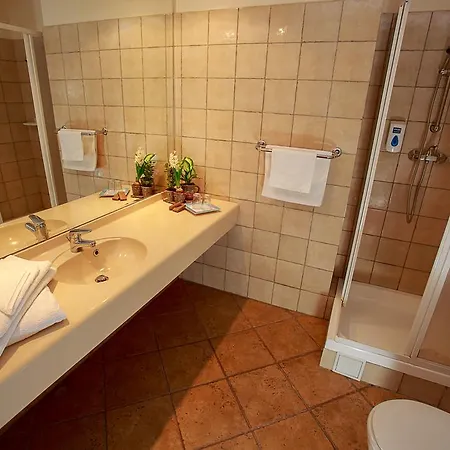 Hotel Irisa 4*