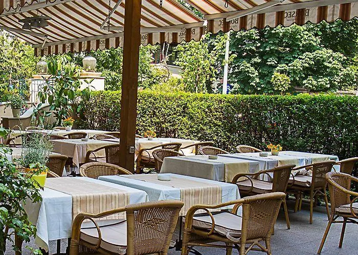 Irisa Hotel Bukareszt